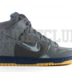 "Hi Deluxe" <br> @ £135 <br><a href="http://www.flightclubny.com/p.php?fc=ny&c=dunk&i=030225" target="_blank">Click Here To Buy</a></p>